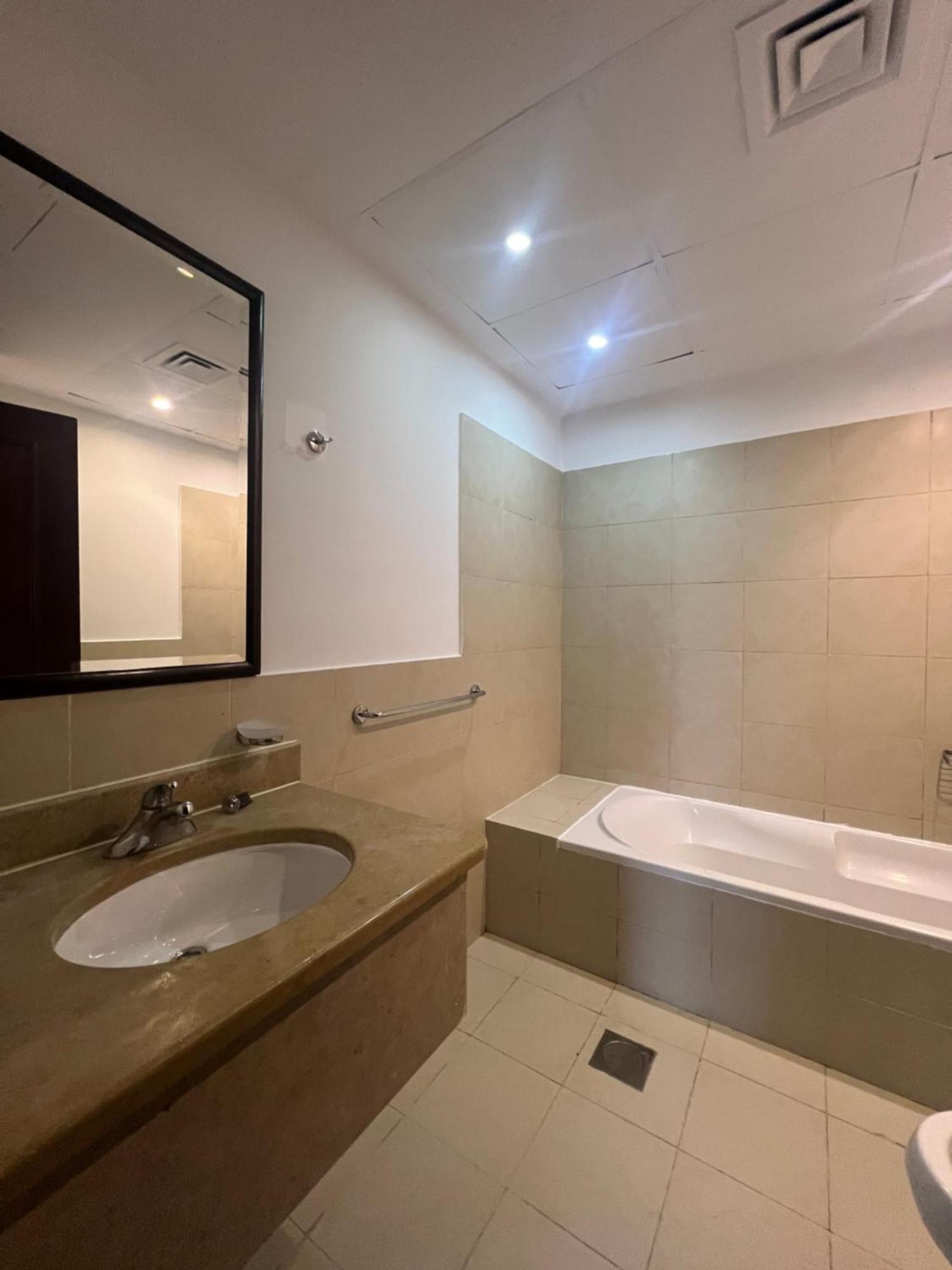 بوابة البحر مبني الشاطئ غرفتين Sea Gate Kaec Building * King Abdullah Economic City