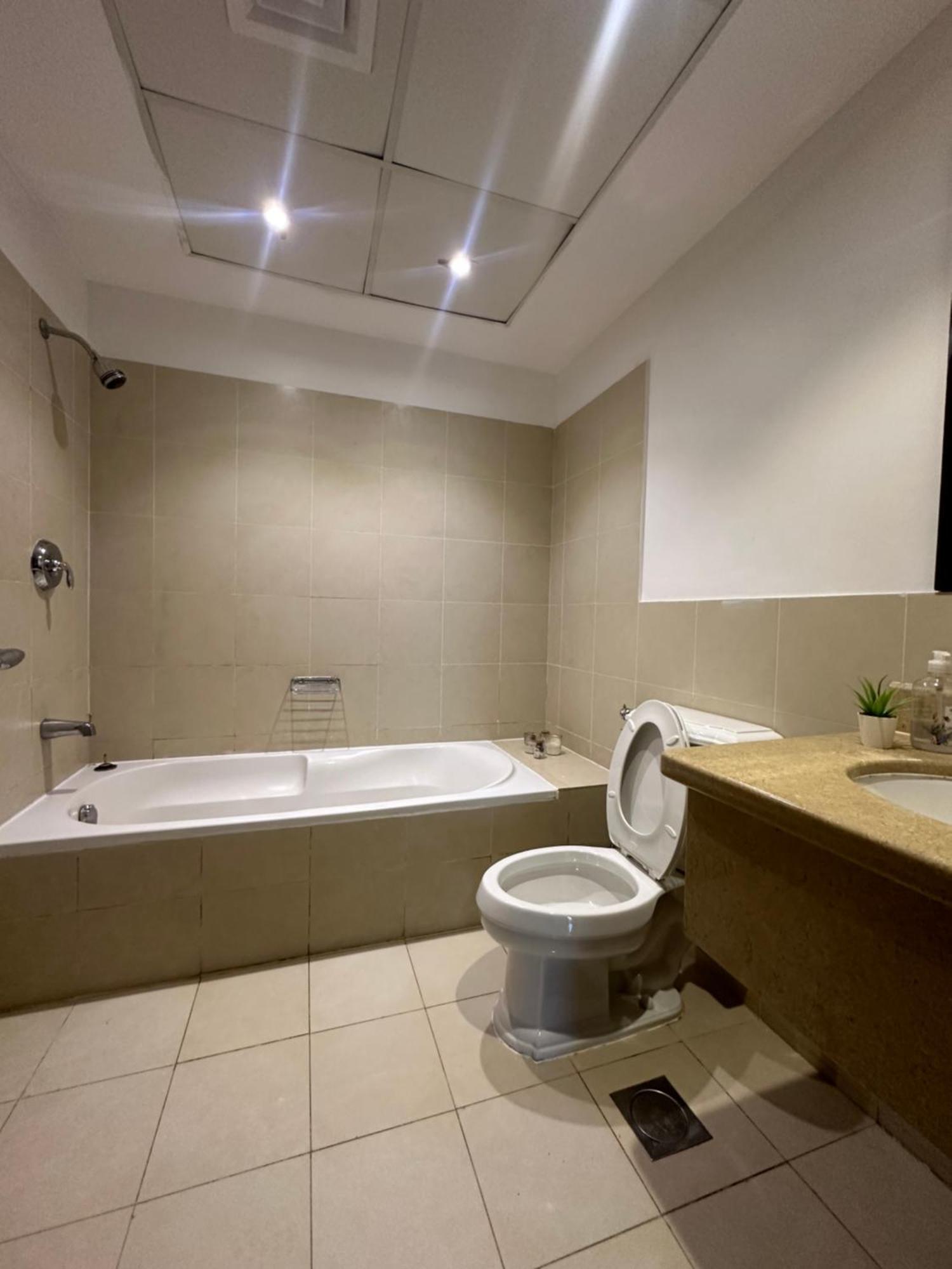 بوابة البحر مبني الشاطئ غرفتين Sea Gate Kaec Building * King Abdullah Economic City